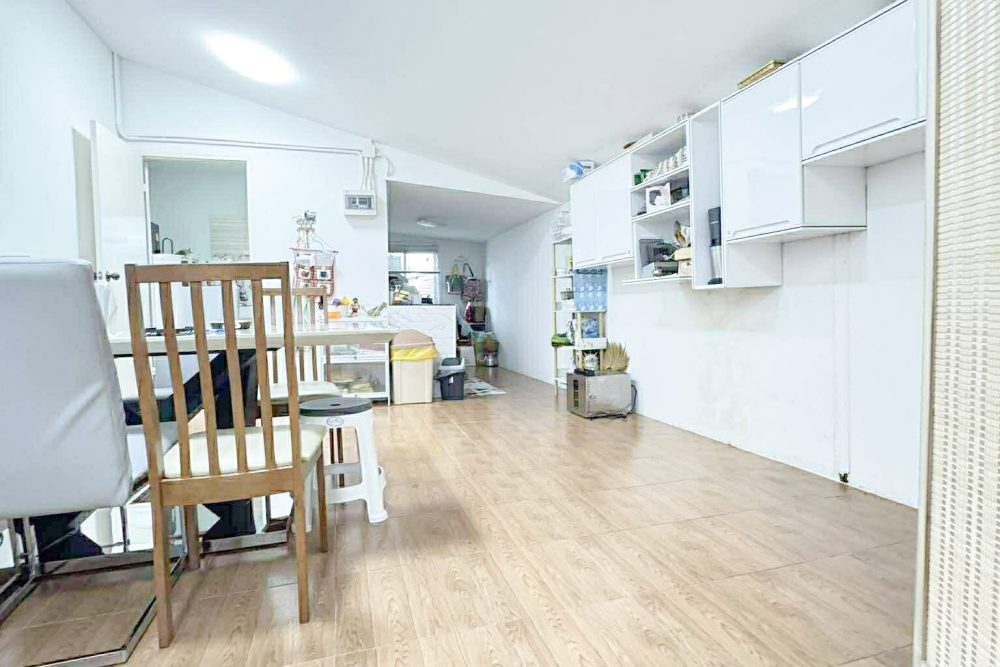 590212027_1238300978344779_7404704566876689033_n