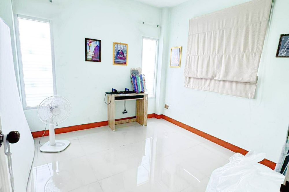 591934447_853063090762604_6139221603450264718_n