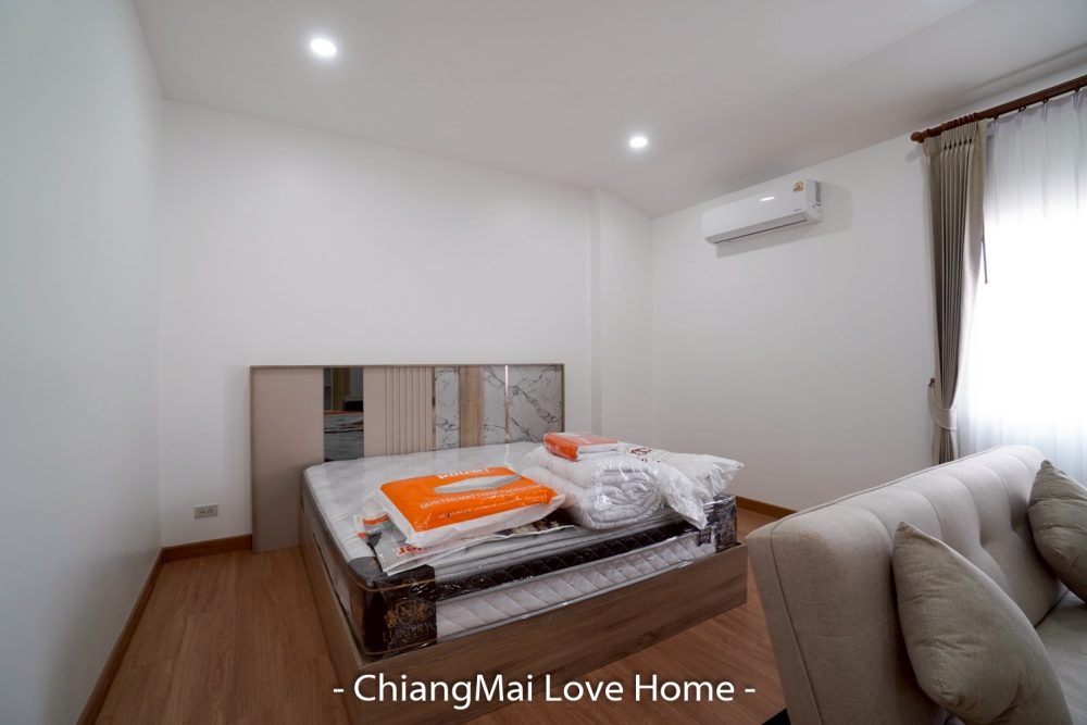 LINE_ALBUM_Photo บ้าน Pool Villa บ้านนิมมานนรดี 7.5m_250701_17