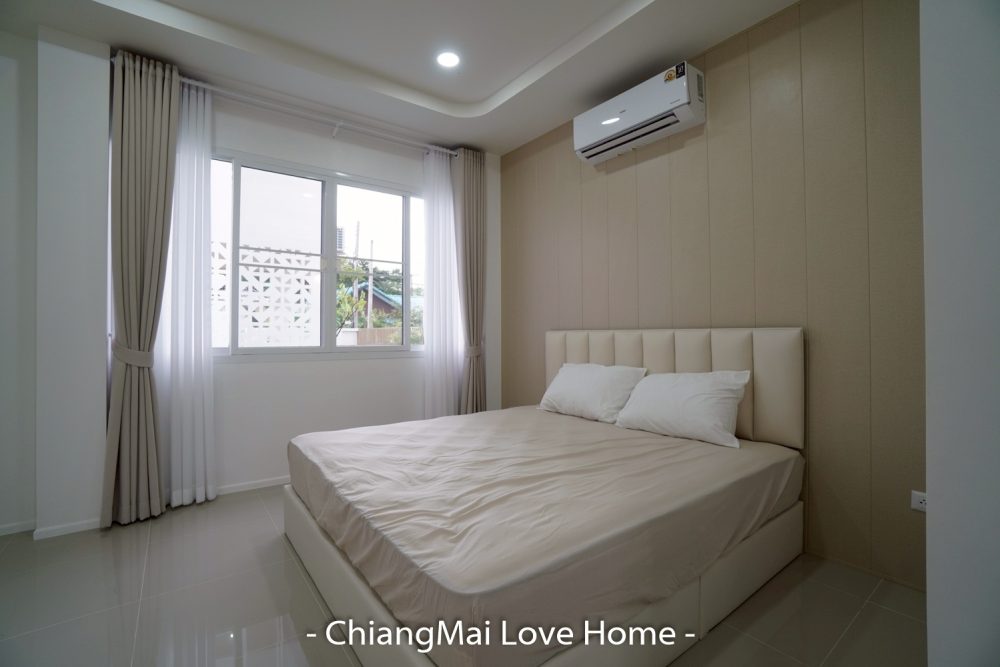 LINE_ALBUM_Photo บ้าน Pool Villa หมู่บ้านจินดาวิลล่า 12m_250714_52