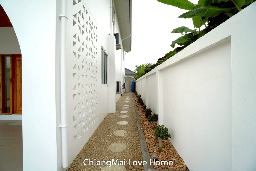 LINE_ALBUM_Photo บ้าน Pool Villa หมู่บ้านจินดาวิลล่า 12m_250714_61