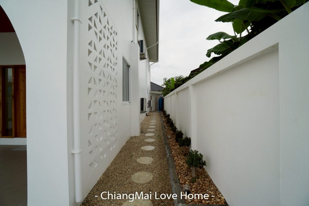 LINE_ALBUM_Photo บ้าน Pool Villa หมู่บ้านจินดาวิลล่า 12m_250714_61