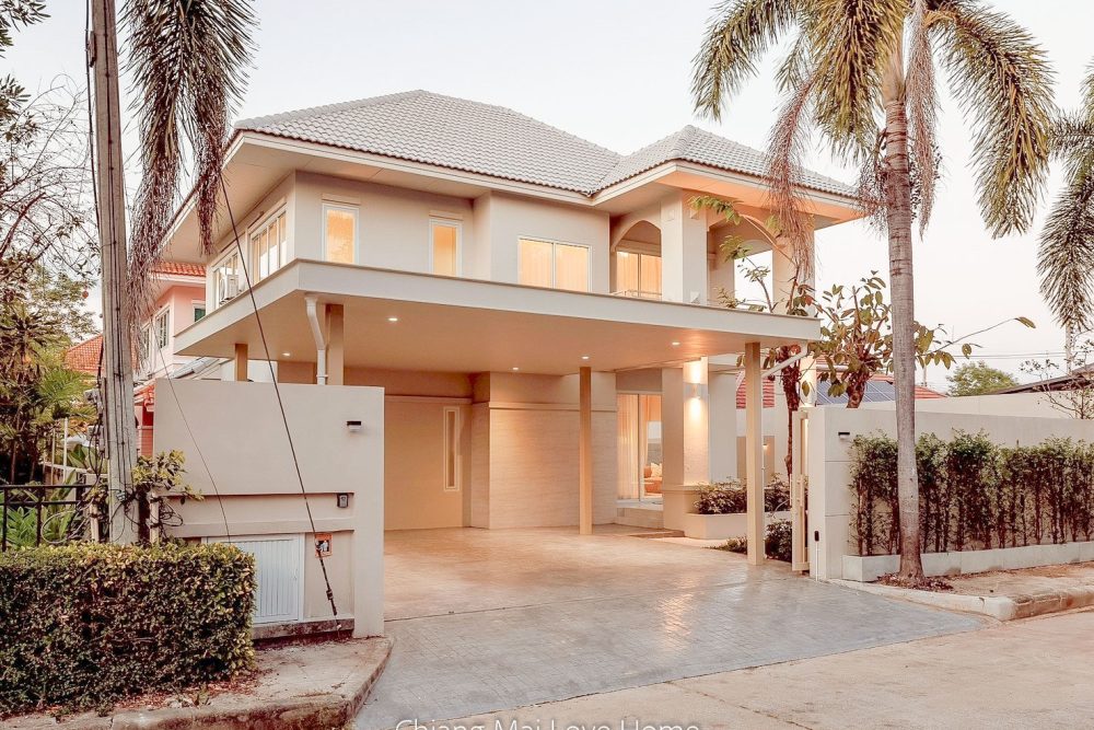 LINE_ALBUM_Pimuk 4_251224_102