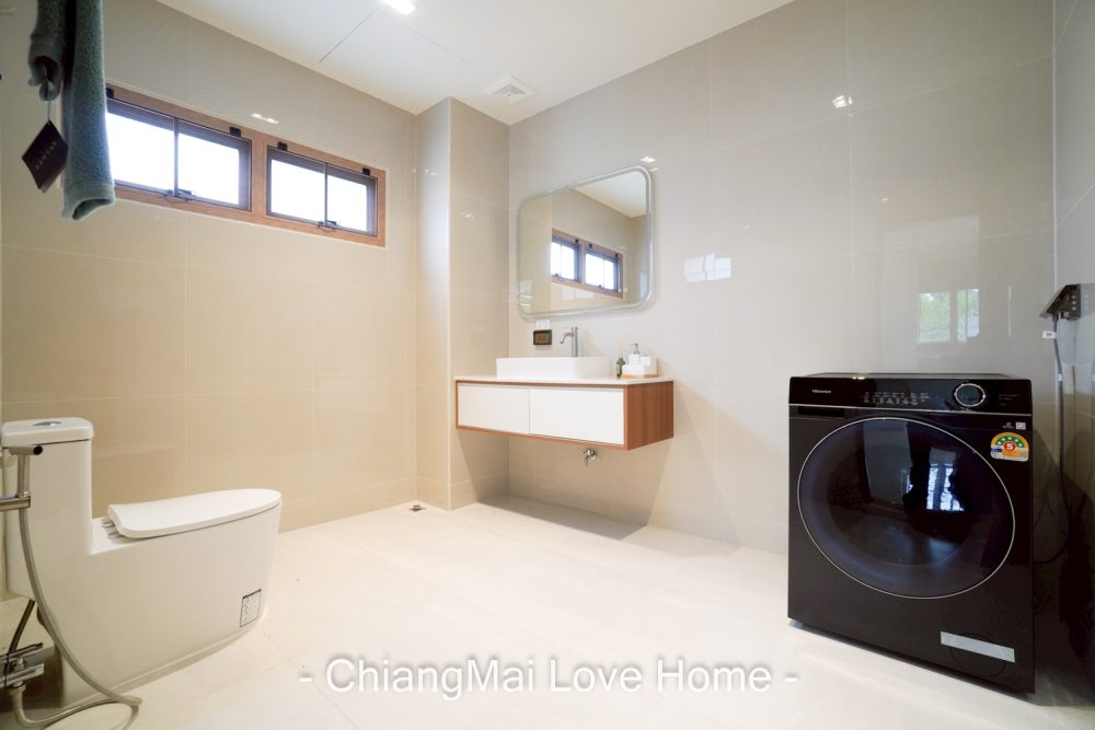 LINE_ALBUM_บ้าน Pool Villa Minimal น้ำแพร่_251222_14