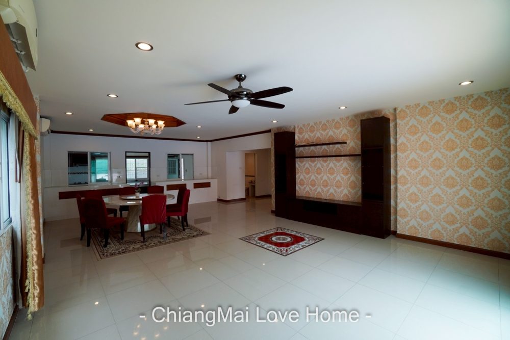 LINE_ALBUM_บ้าน Pool Villa หมู่บ้าน ธนาพร ปาร์คโฮม มีลาย_250806_12