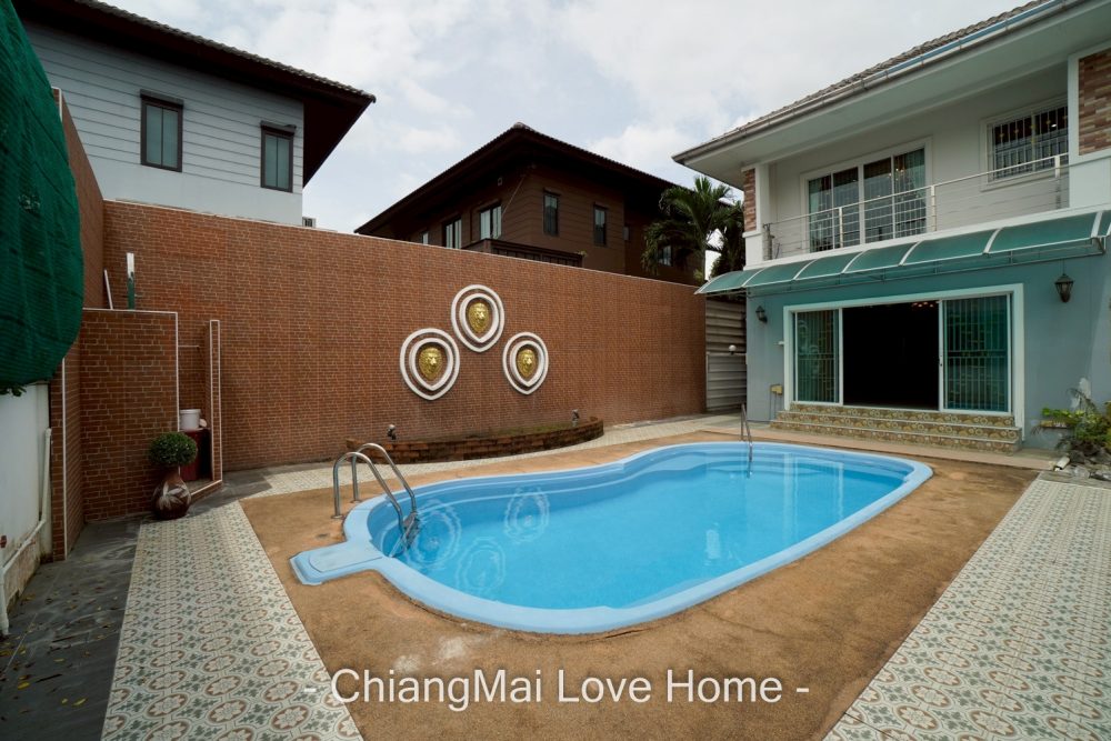 LINE_ALBUM_บ้าน Pool Villa หมู่บ้าน ธนาพร ปาร์คโฮม มีลาย_250806_13