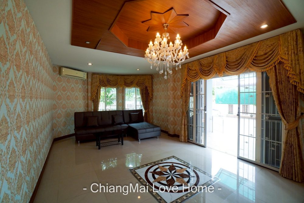 LINE_ALBUM_บ้าน Pool Villa หมู่บ้าน ธนาพร ปาร์คโฮม มีลาย_250806_3