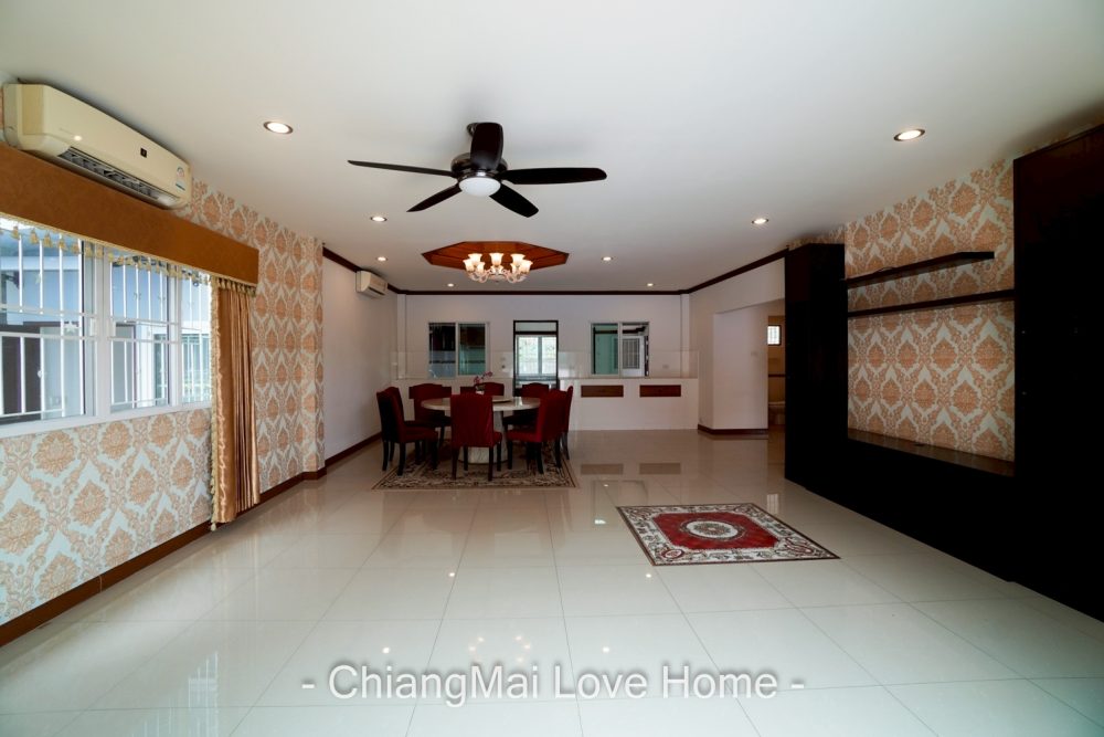LINE_ALBUM_บ้าน Pool Villa หมู่บ้าน ธนาพร ปาร์คโฮม มีลาย_250806_7
