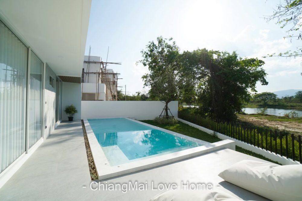 LINE_ALBUM_บ้านพี่อ้าย Pool Villa 11.79_251022_24