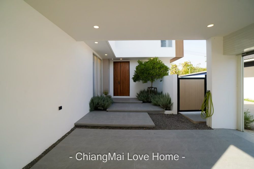 LINE_ALBUM_บ้านพี่อ้าย Pool Villa 11.79_251022_40